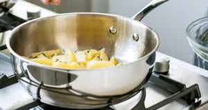 Meilleure sauteuse anti adhésive inox cuivre aluminium comparatif guide d’achat pas cher