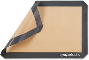avis test essai tapis de cuisson toile amazon basics
