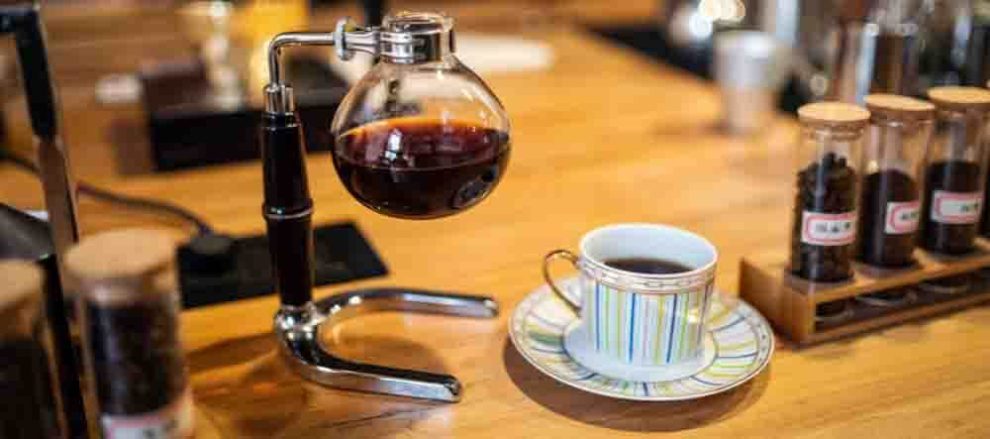 meilleure cafetiere siphon depression balancier alambic japonaise